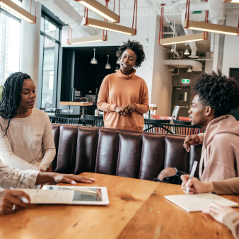 HOW TO IMPROVE YOUR COMMUNICATION SKILLS